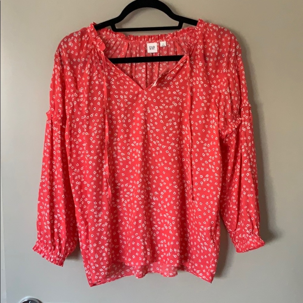 GAP women’s blouse